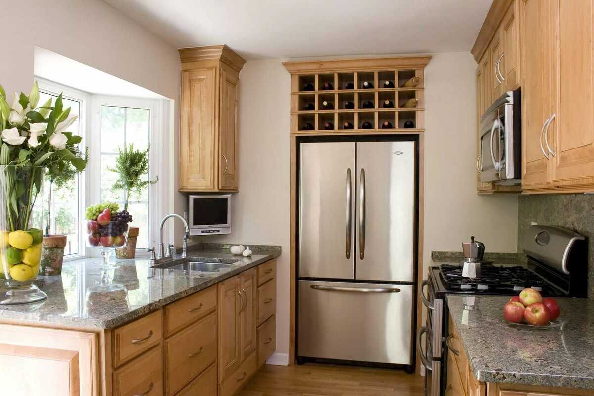 Встроенный холодильник на кухне — 6 вариантов размещения