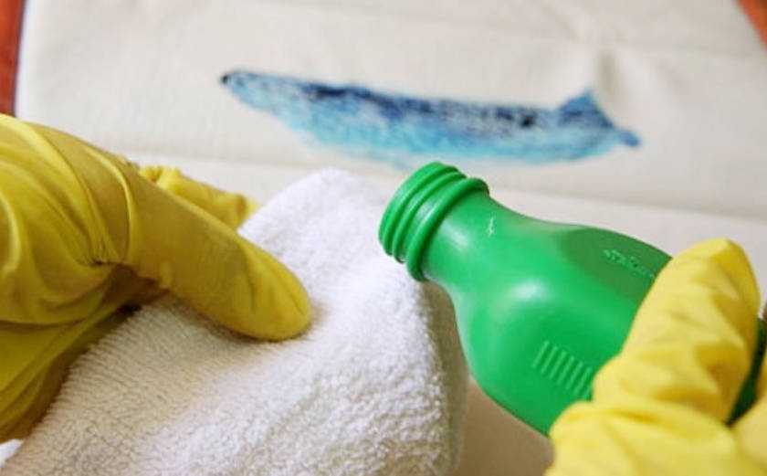 Эффективная чистка матраса в домашних условиях – как и чем удалить пятна с матраса?