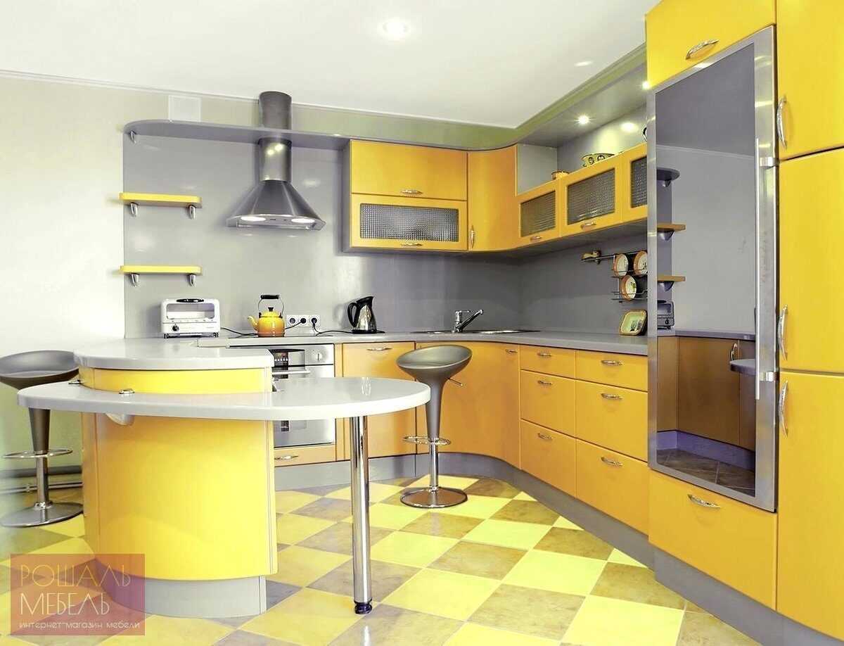 Рассказываем, какие цветовые сочетания можно использовать в интерьере желтой кухни на примере 87 фото