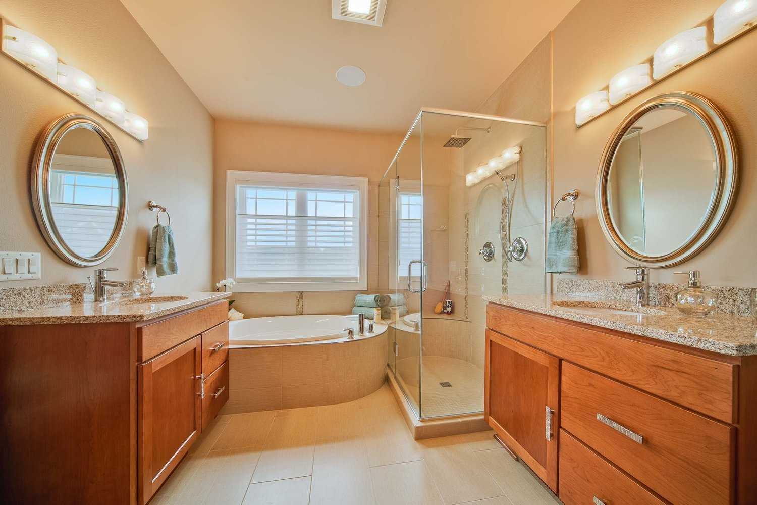 Дизайн, оформление коричневой ванной комнаты: сочетаемые и диссонансные оттенки