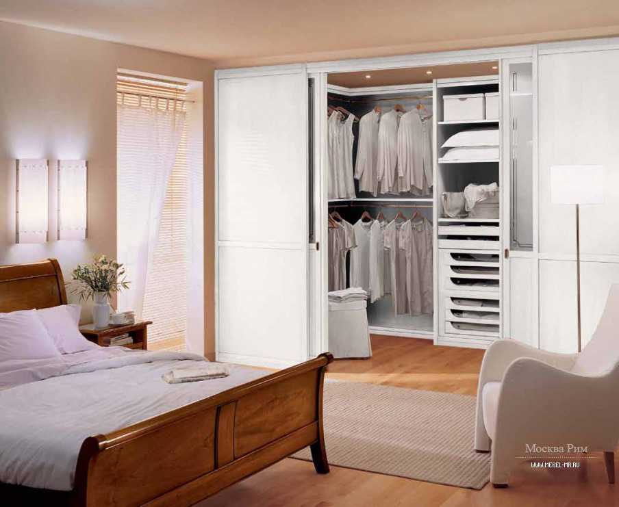 Как выбрать и разместить шкаф-купе в спальню: фото интерьеров, советы профи, а также современные тренды