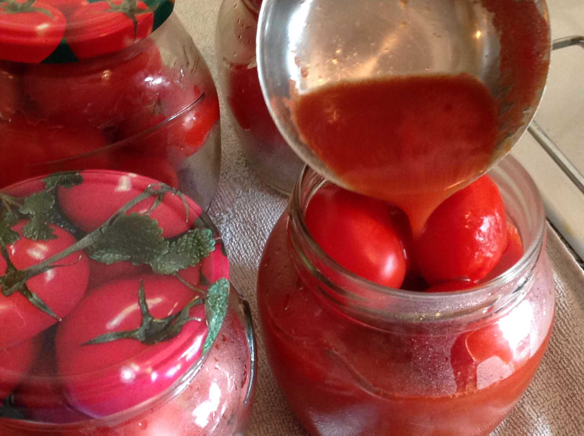 Сделать томатный сок из домашних помидор. Томаты в собственном соку. Заморозить помидоры на зиму. Маринованные помидоры с томатной пастой. Черри в собственном соку на зиму.