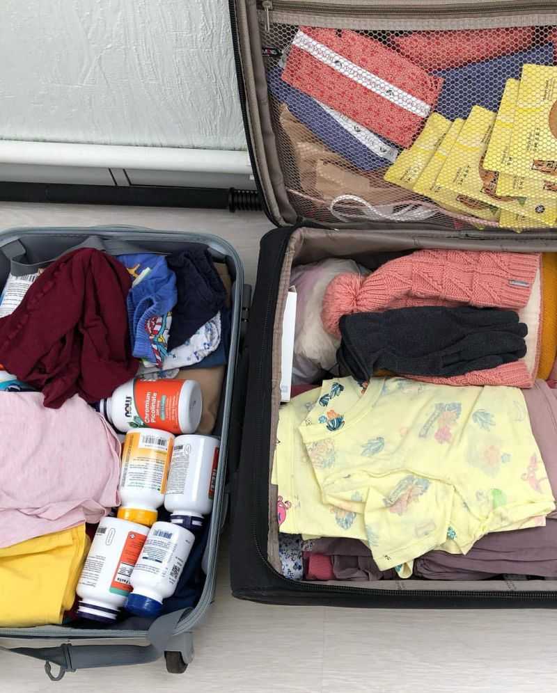Выбирать мягкую упаковку, использовать вакуумные пакеты и схемы для складывания одежды — рассказываем, как надежно и компактно упаковать вещи для переезда