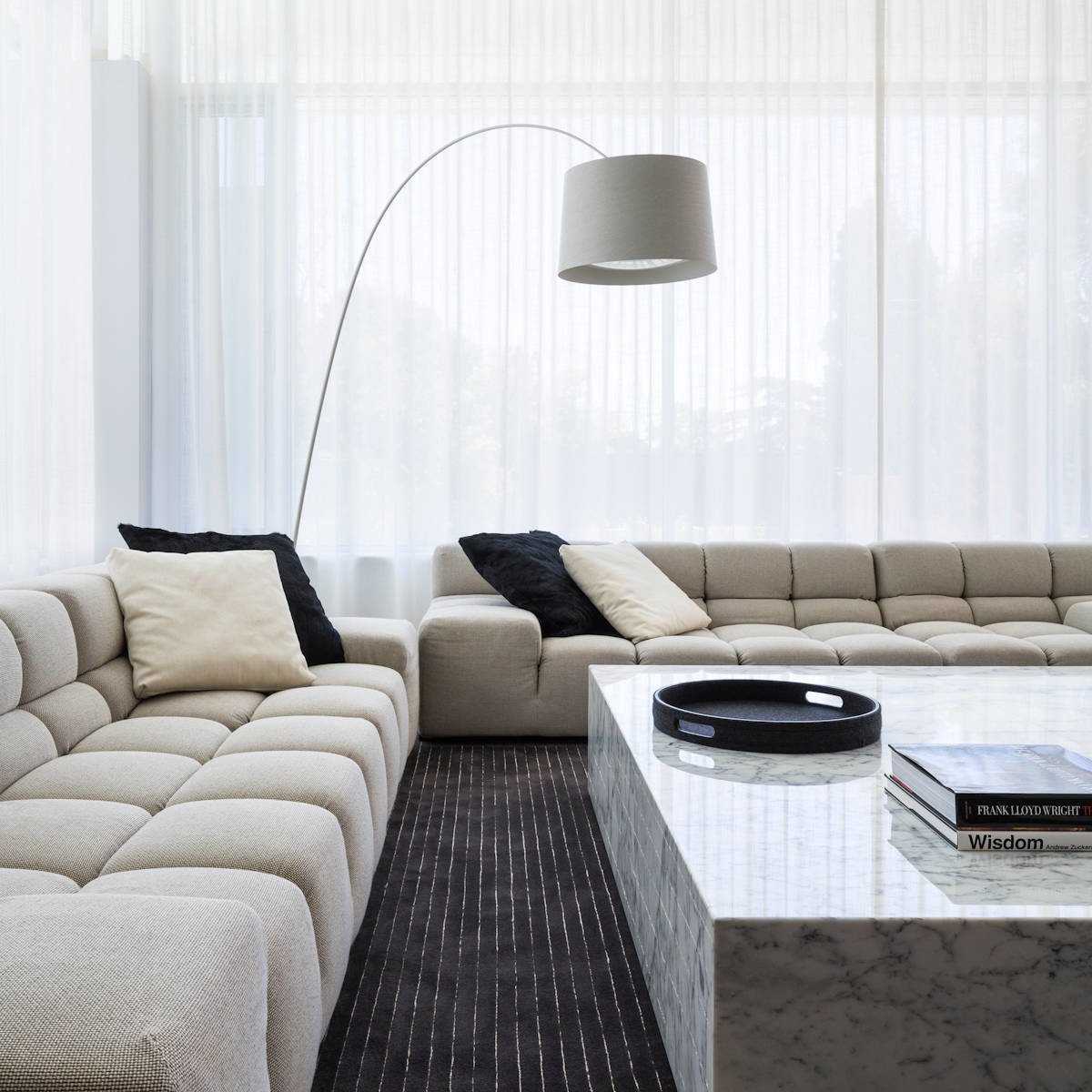 Серый диван в интерьере: 75 фото-идей современного дизайна