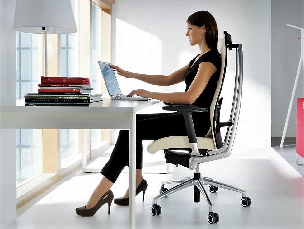 Как правильно выбрать кресло для работы за компьютером