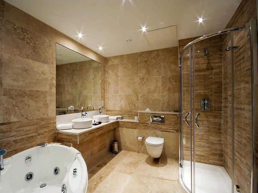 Чем отделать ванную комнату кроме плитки? 13 лучших идей