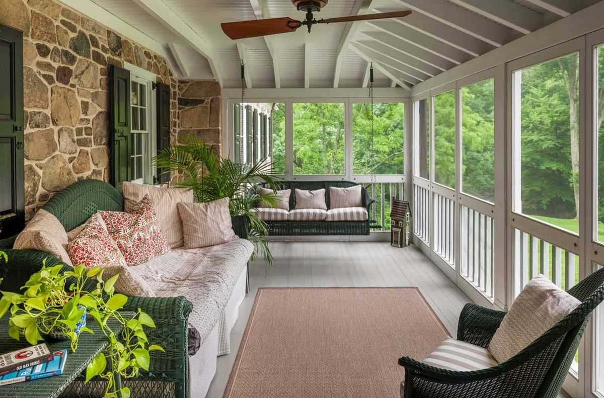 Как сделать террасу у дома красивой, удобной и долговечной?