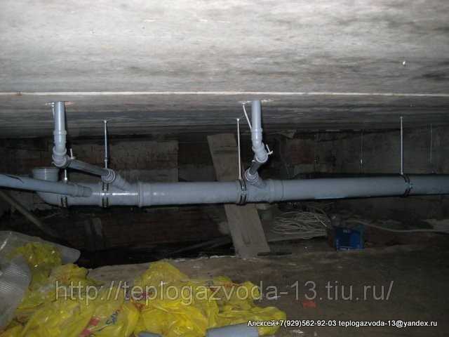 Канализация в подвале частного дома: насос на цокольном этаже