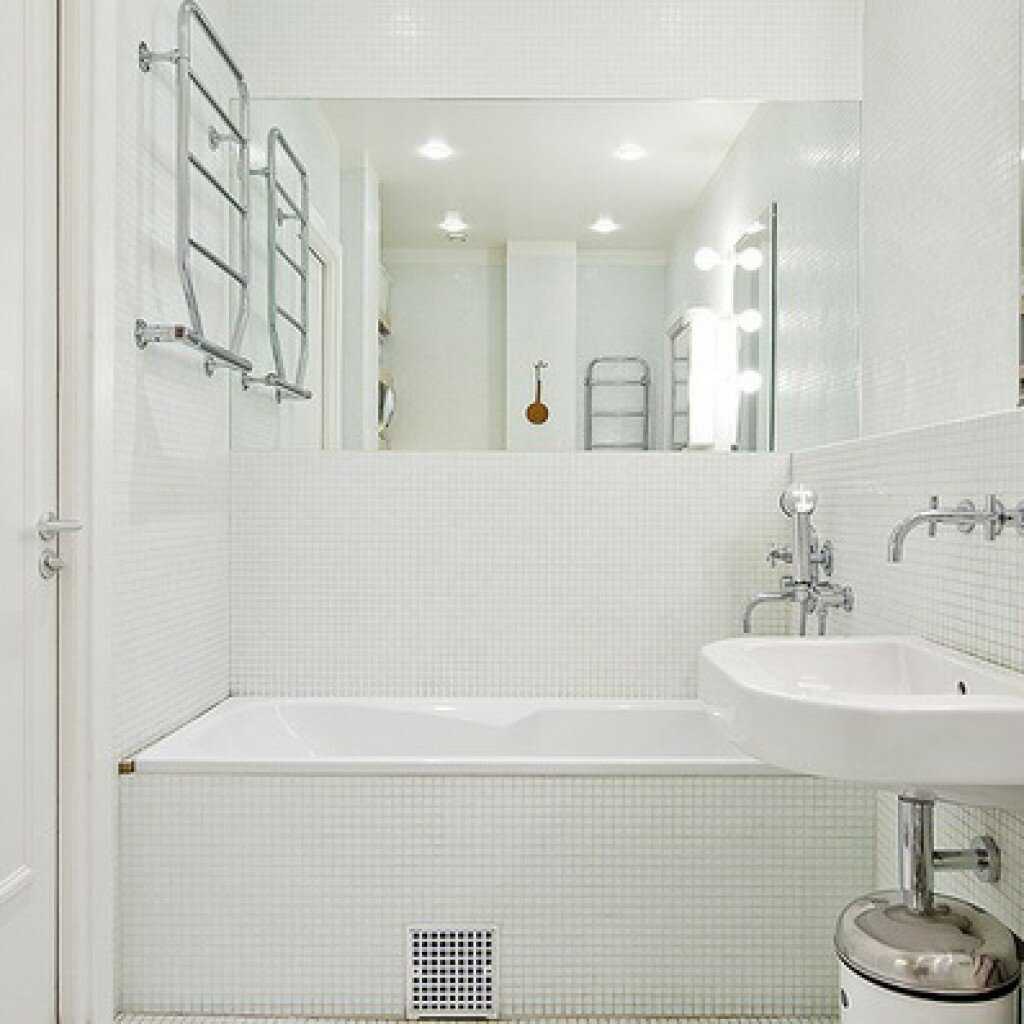 Как правильно выбрать плитку для маленькой ванной комнаты: советы профессионалов