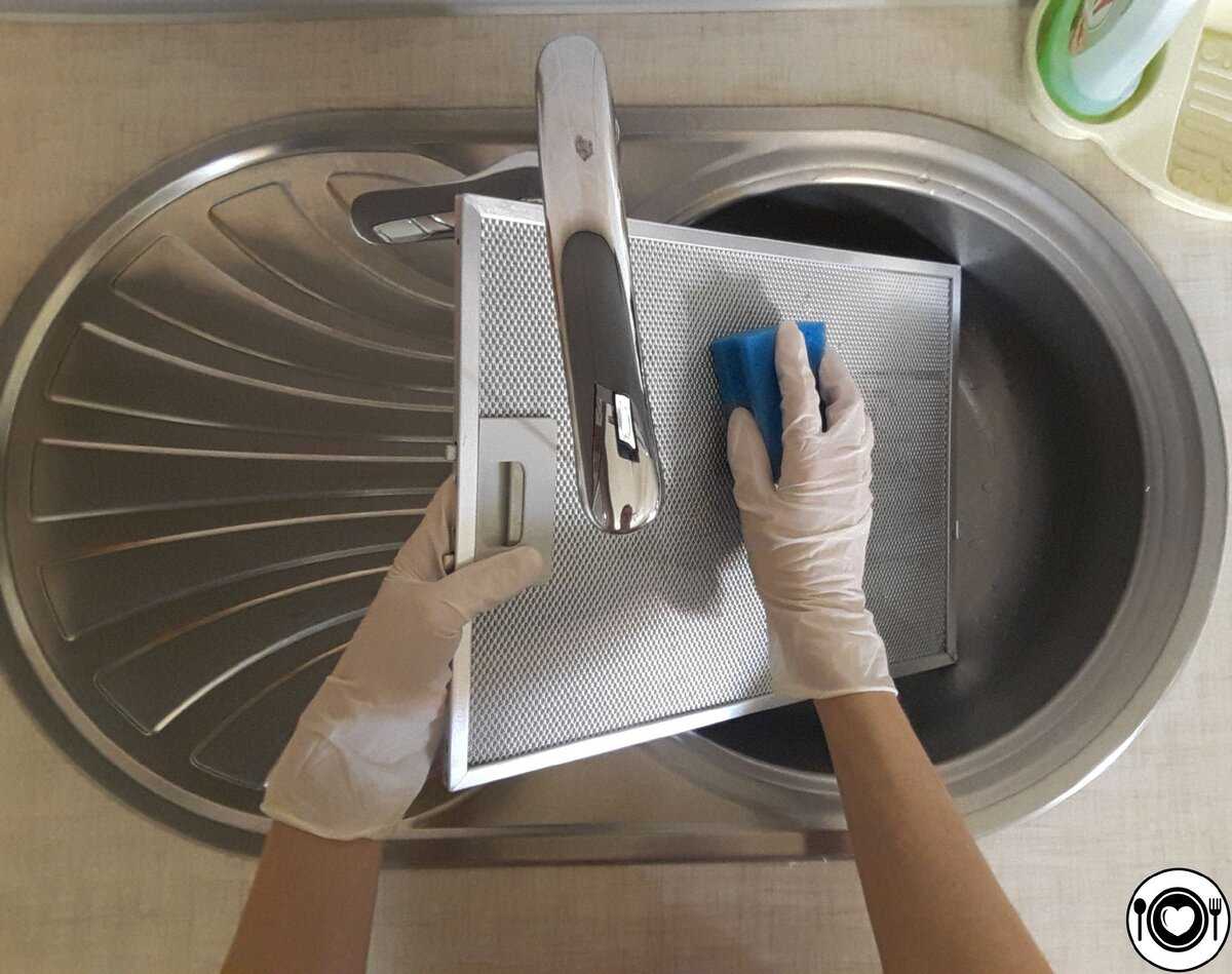 Как отмыть плитку на кухне от жира: лучшие средства и способы