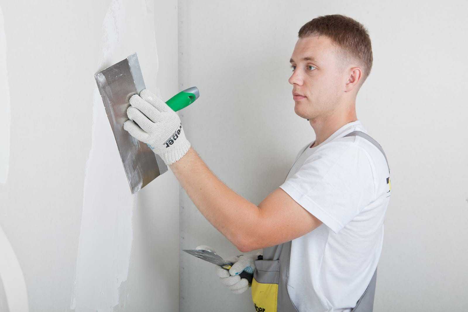 Покраска потолка из гипсокартона: инструкция как правильно подготовить и покрасить, видео и фото