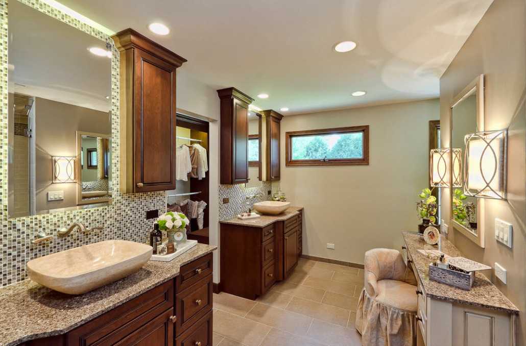 Рассказываем, как оформить дизайн коричневой ванной комнаты с помощью отделки и декора