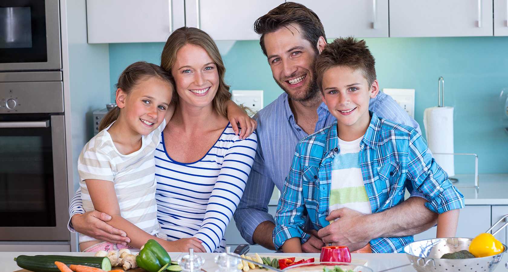 Что нужно на кухне для семьи из 3-5 человек
