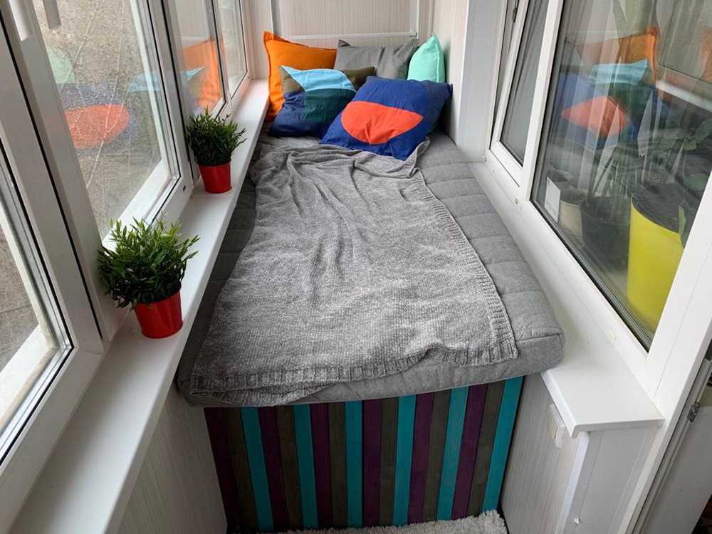Дизайн комнаты соединенной с балконом
