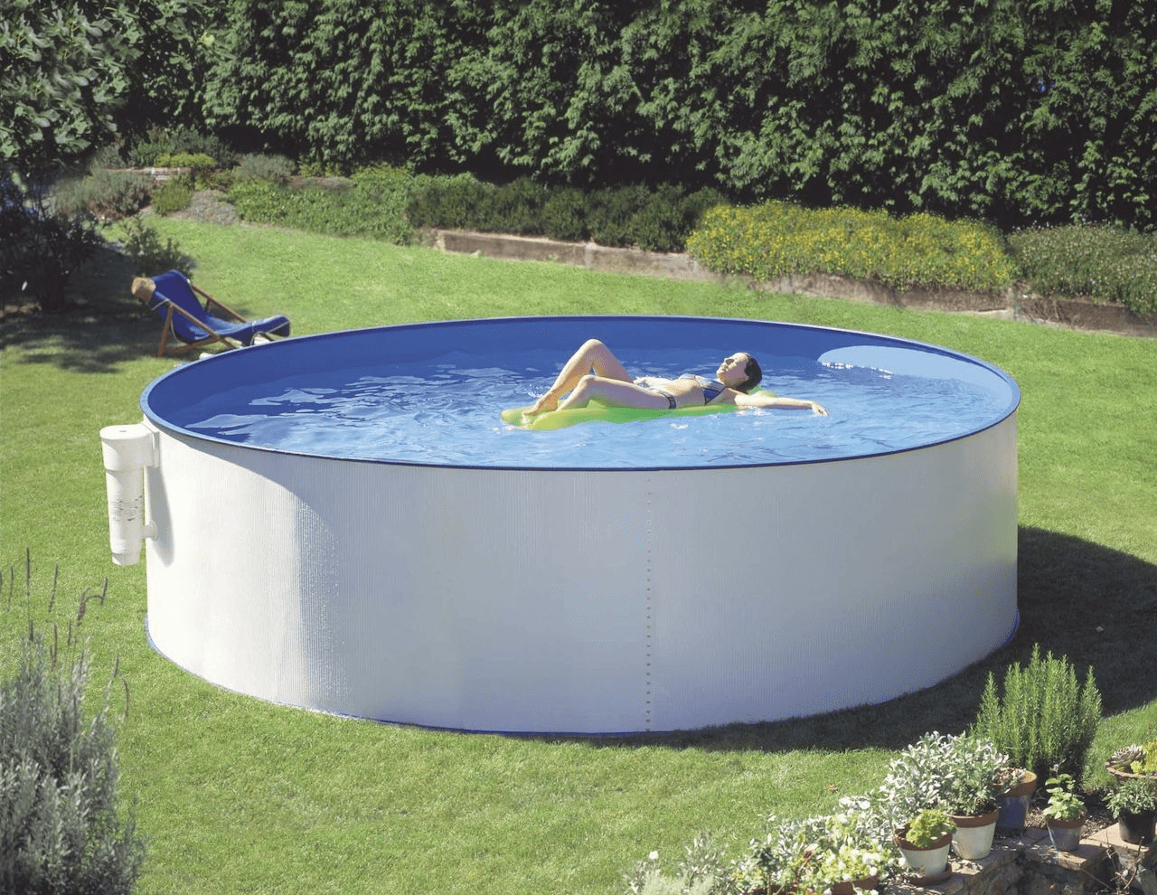 Как и какой выбрать бассейн для дачи — надувной, каркасный или композитный