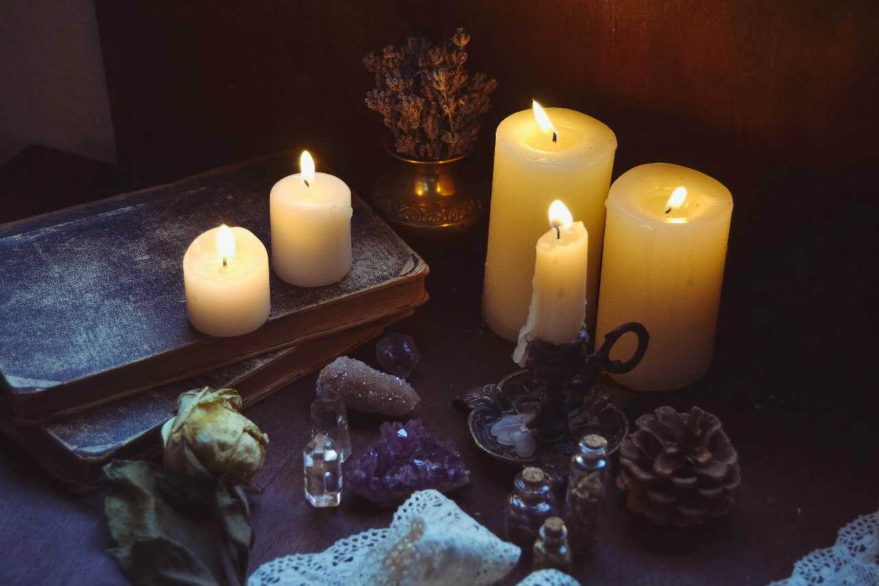 Ритуальные свечи